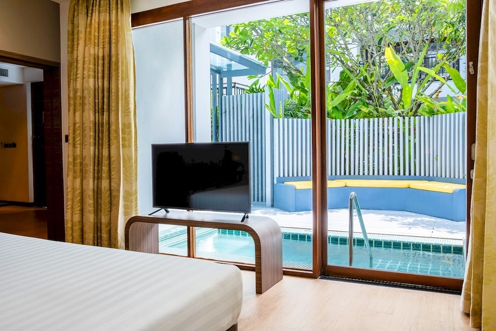Holiday Inn Resort Phuket Karon Beach фото 100