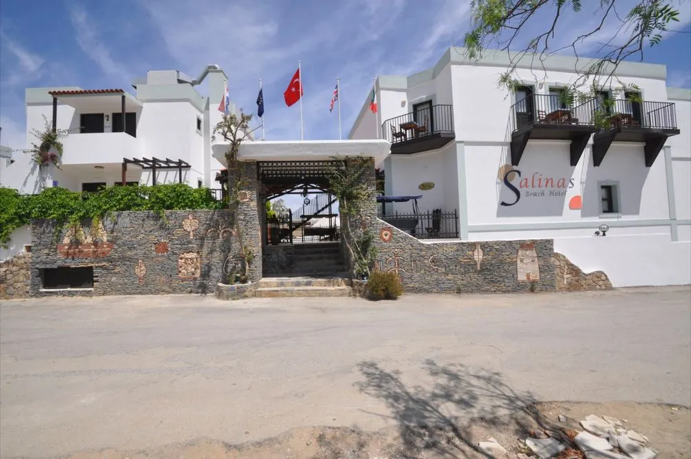 Salinas Beach Hotel фото 42