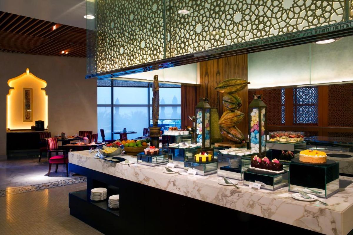 Bab Al Qasr Hotel фото 10