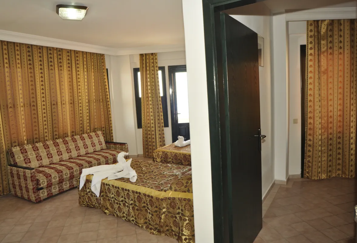 Gold Twins Boutique фото 2