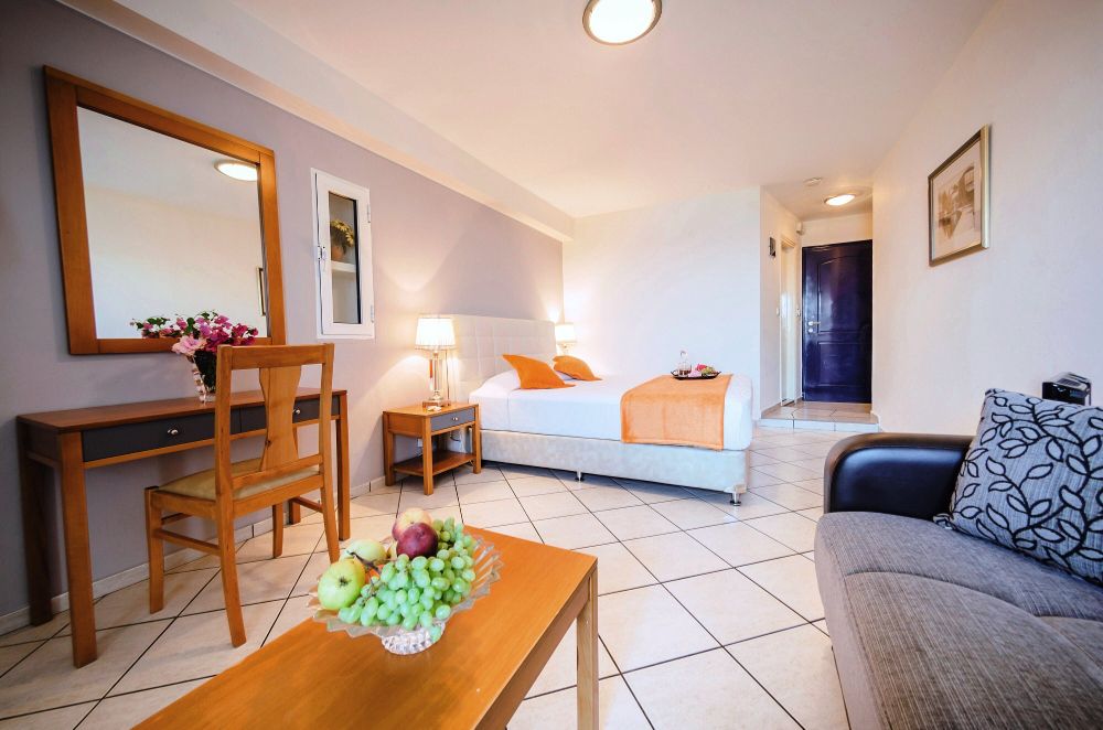 Faedra Beach Hotel фото 10
