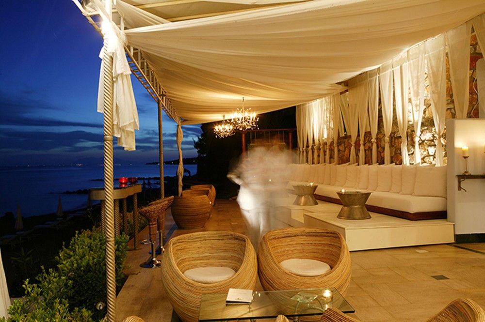 Danai Beach Resort & Villas фото 17