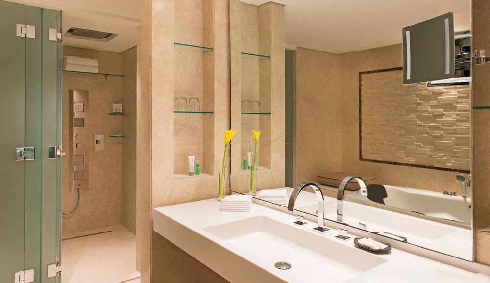 Le Meridien Dubai Hotel & Conference Centre фото 106