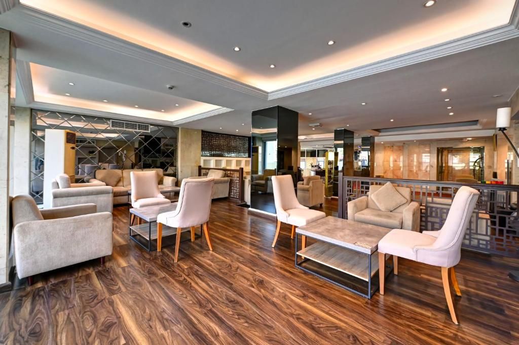Al Bustan Hotel Flats Apart фото 29