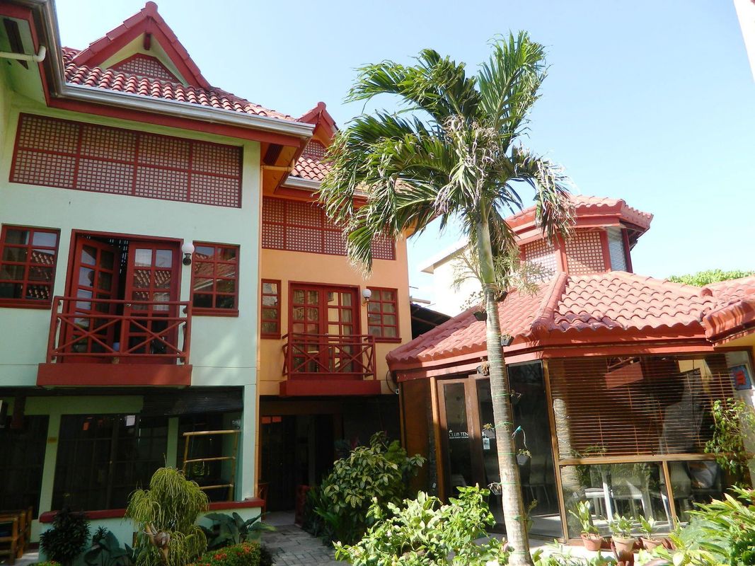 Club Ten Beach Resort фото 25