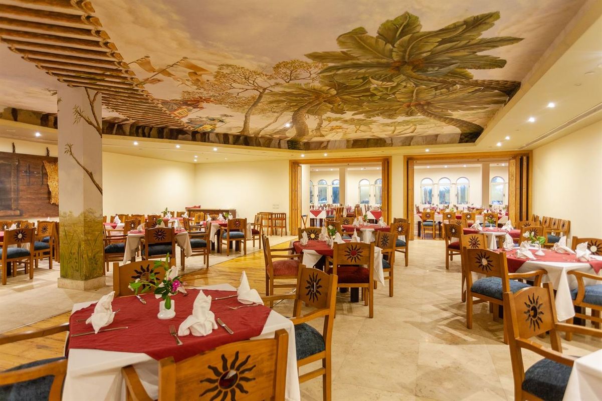 Carols Beau Rivage Martrouh фото 10