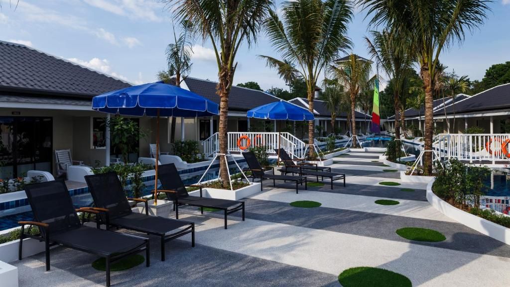 Tuana Hotels Brook Pool Access фото 26
