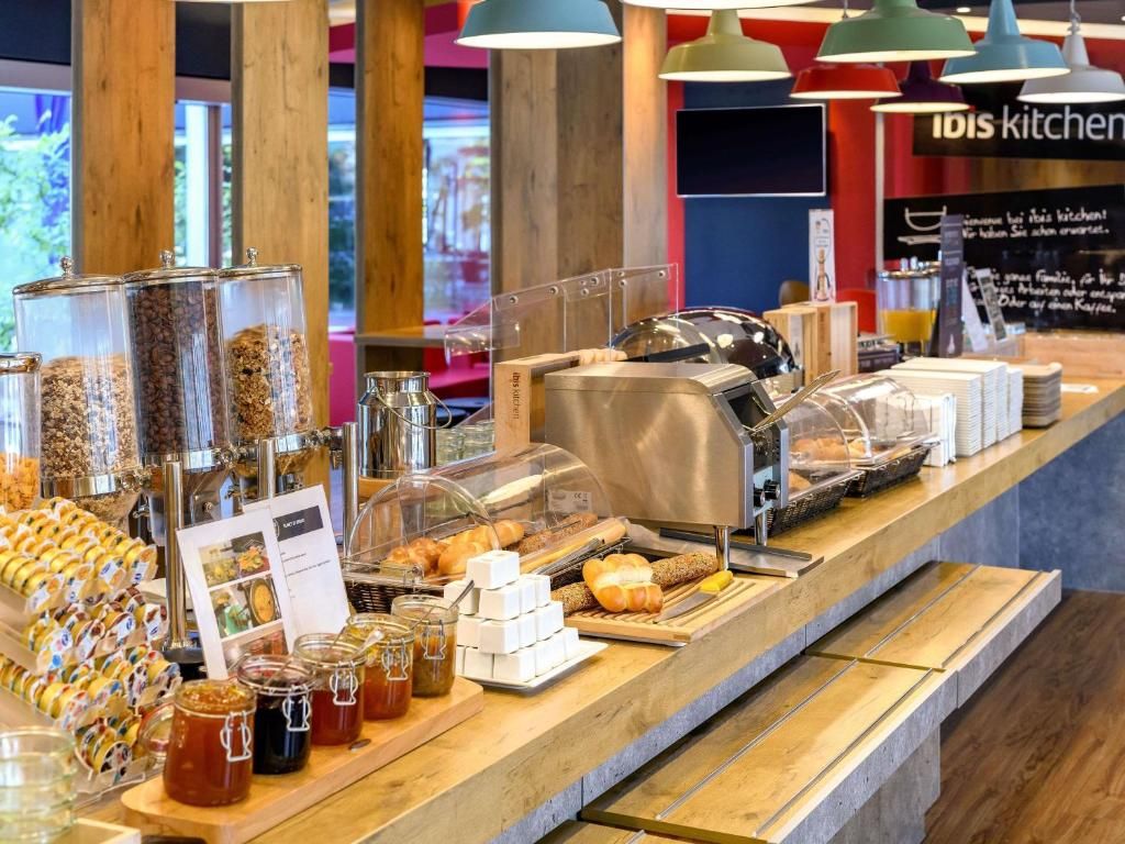 Hotel ibis Zurich City West фото 41