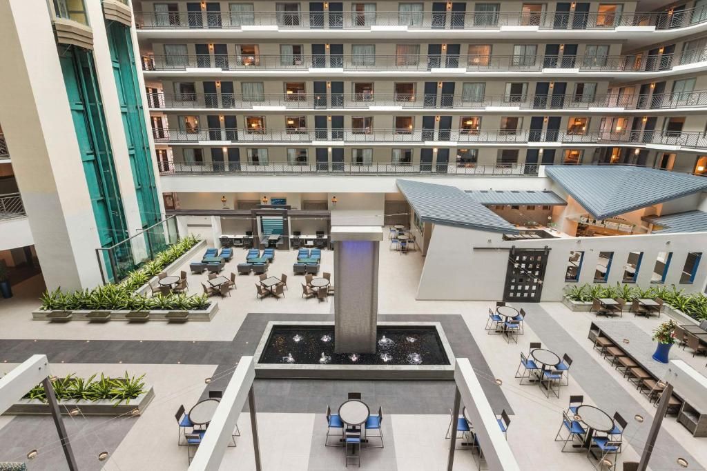 Embassy Suites by Hilton Miami International Airport фото 82