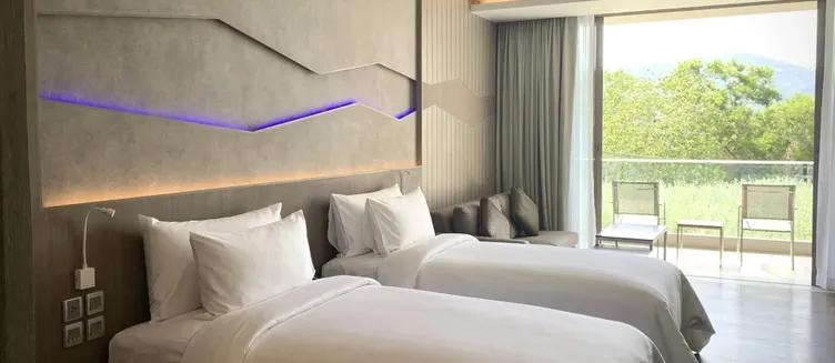 Фото отеля Oceanfront Beach Resort & Spa