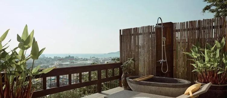 Фото отеля Курортный отель Dinso Resort & Villas Phuket, Vignette Collection by IHG