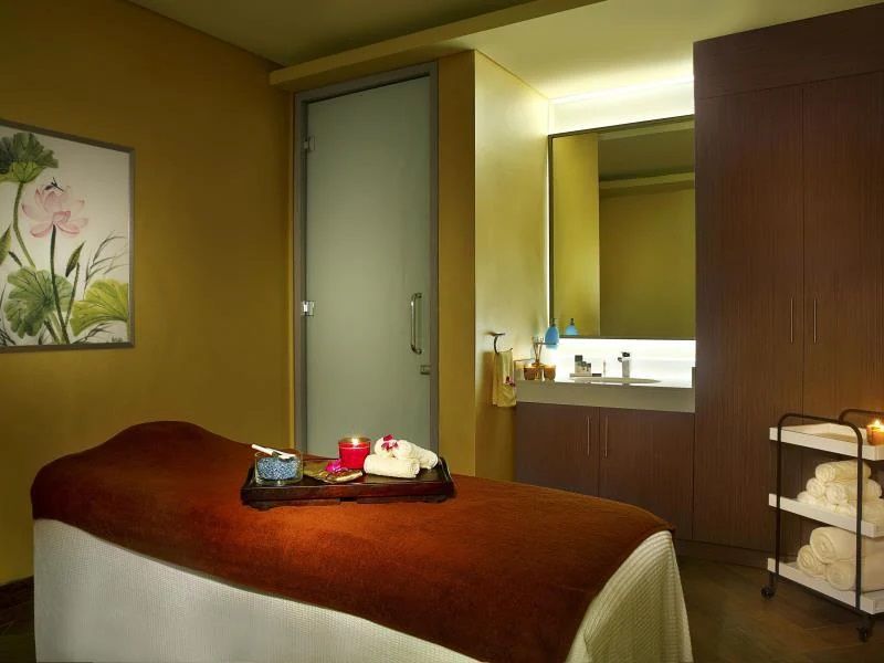 DoubleTree by Hilton Doha Old Town фото 16
