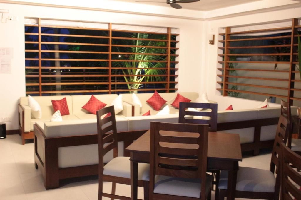 Ariston Dhangethi Inn фото 11
