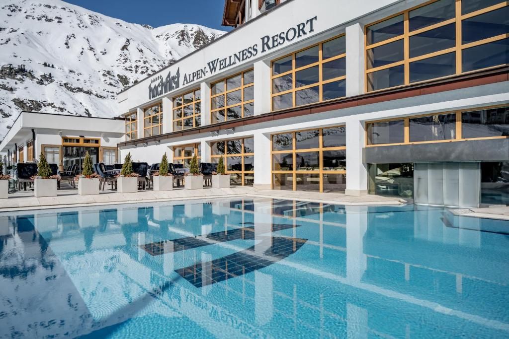 Hochfirst Alpen-Wellness Resort фото 7
