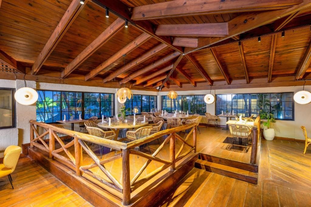 Coral Costa Caribe Resort & Spa фото 33