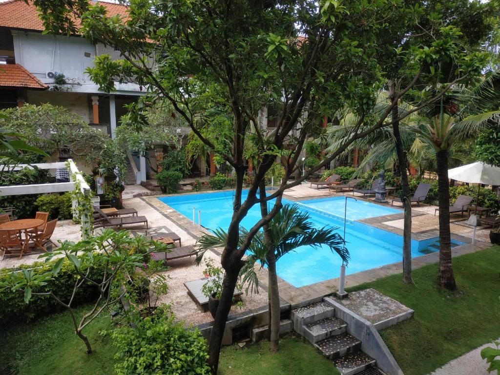Melasti Kuta Bungalows and Spa фото 57