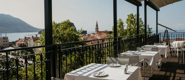 Фото отеля Hotel Majestic