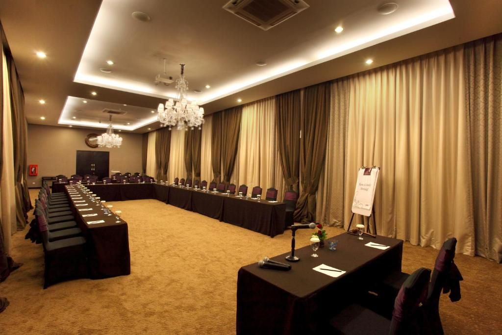 Amaroossa Hotel Bandung фото 60