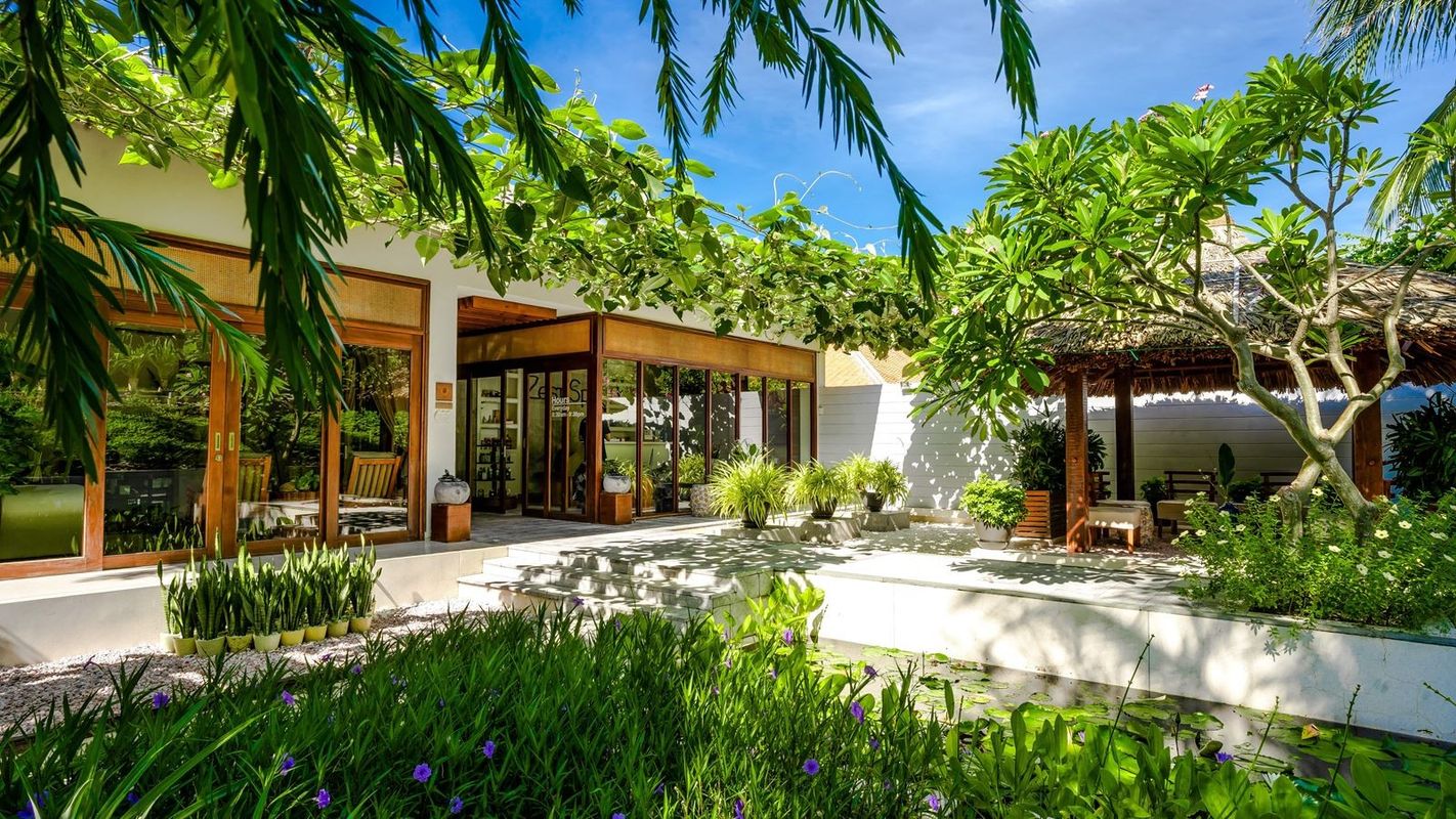 The Cliff Resort and Residence фото 24