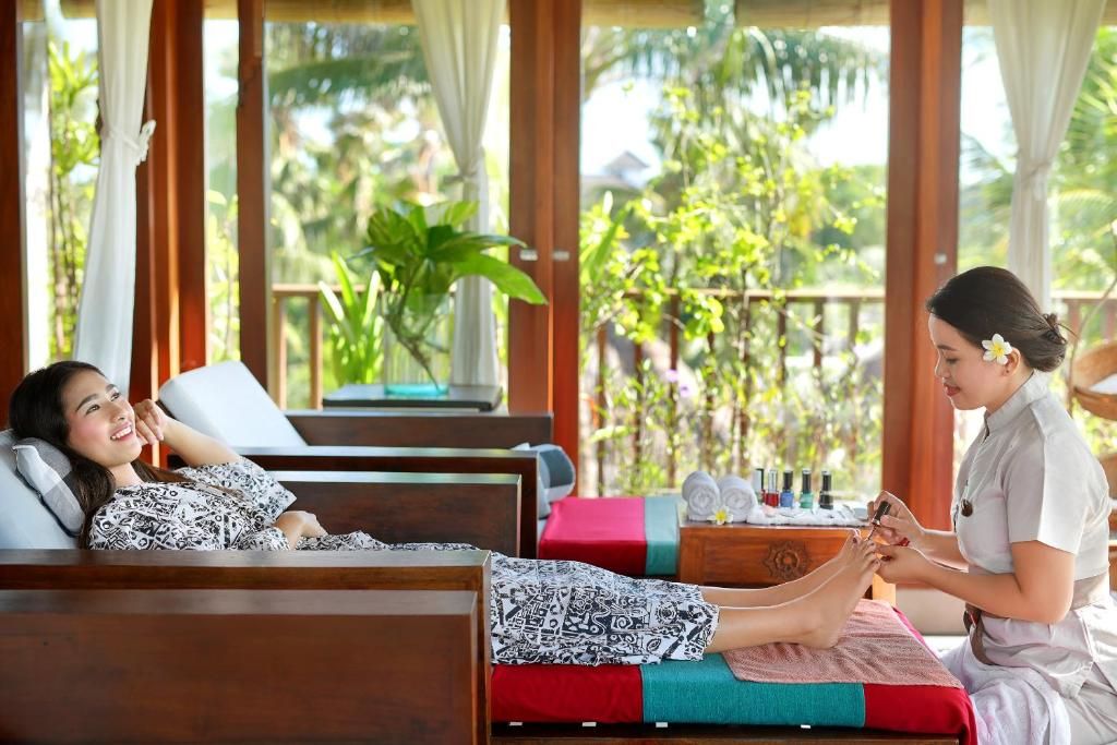 Legian Beach Hotel фото 60