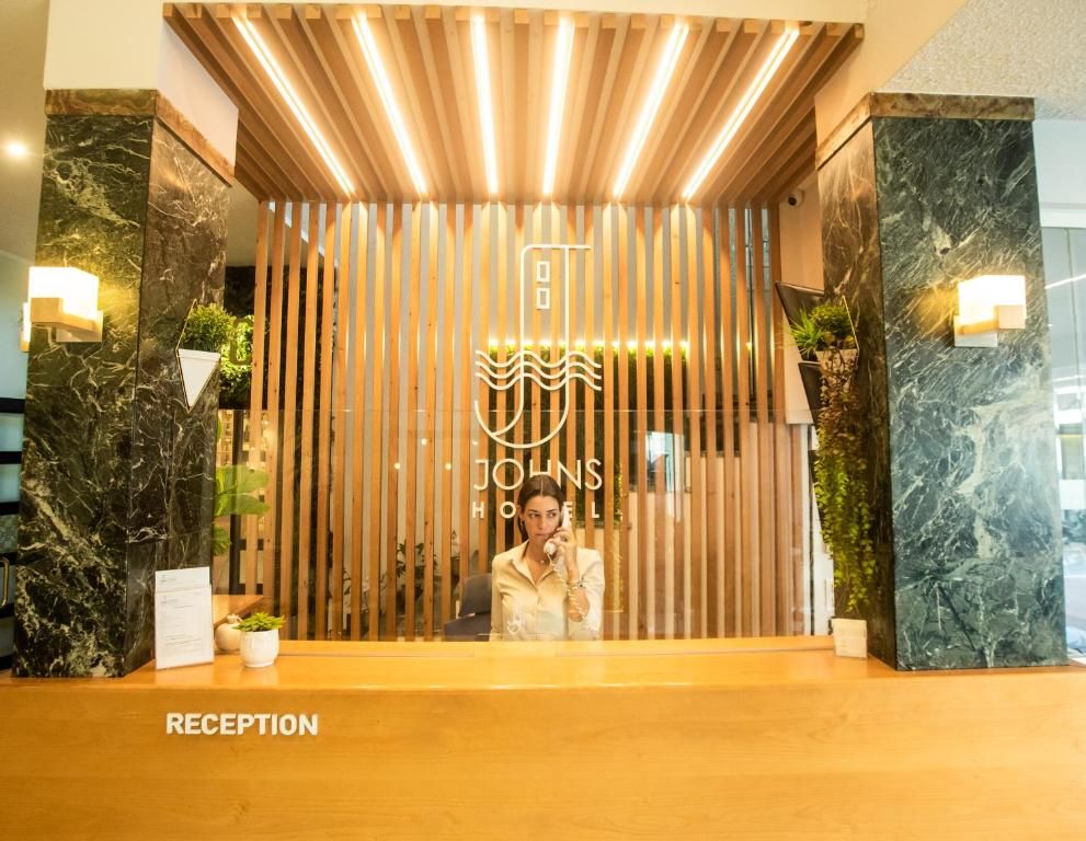 John's Hotel фото 2