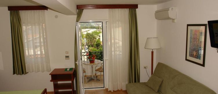Фото отеля Apartments Ivona