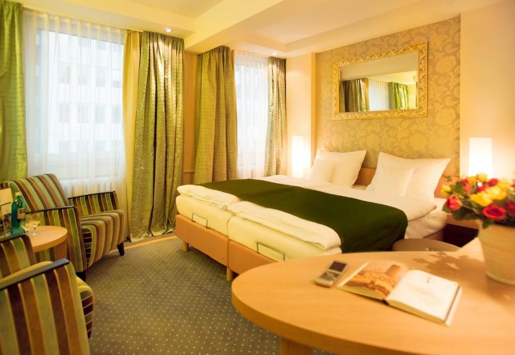 Favored Hotel Domicil фото 39