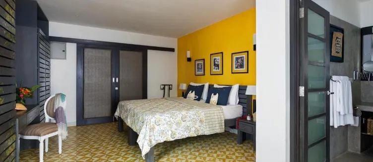 Фото отеля Owl and the Pussycat Hotel & Restaurant