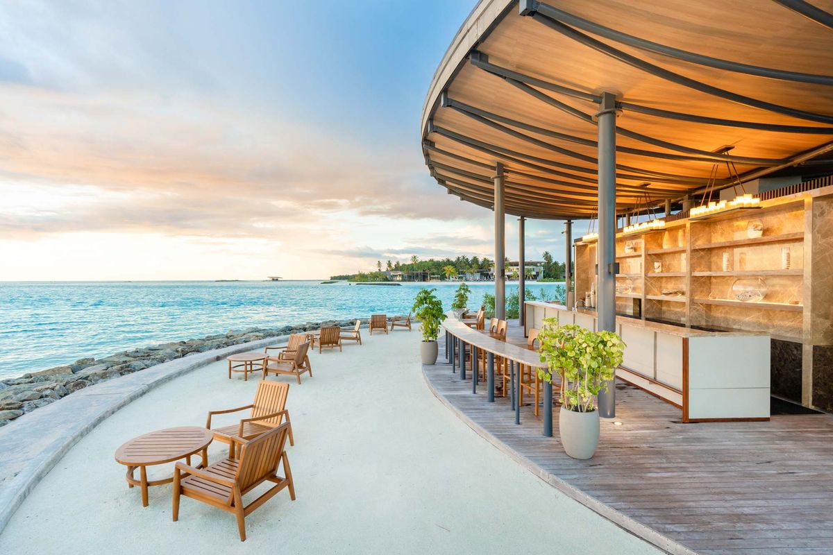 Madifushi Private Island фото 10