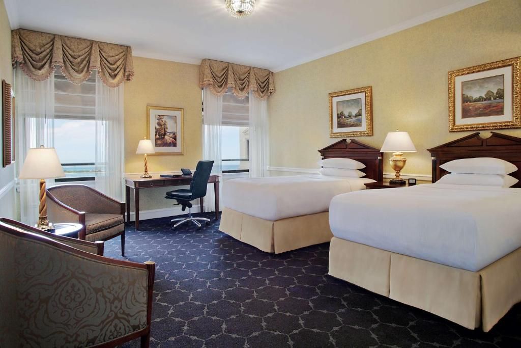 The Drake, A Hilton Hotel фото 21