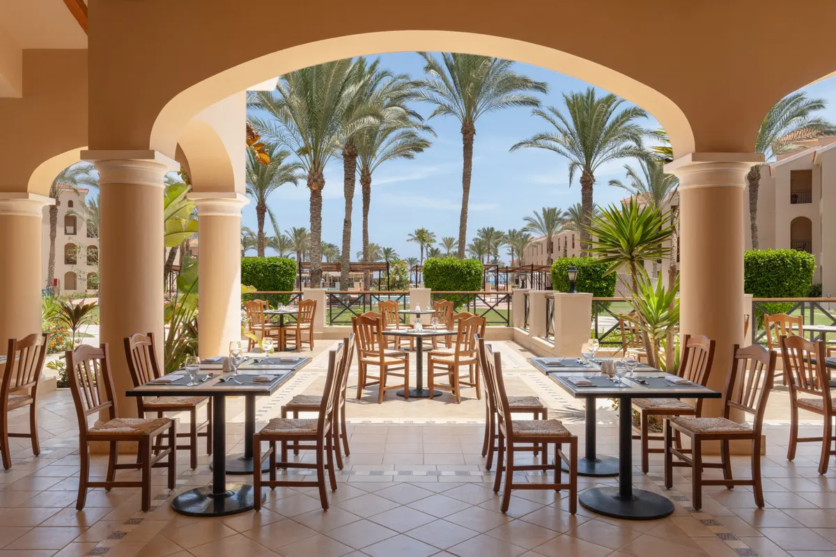 JAZ Almaza Beach Resort фото 7