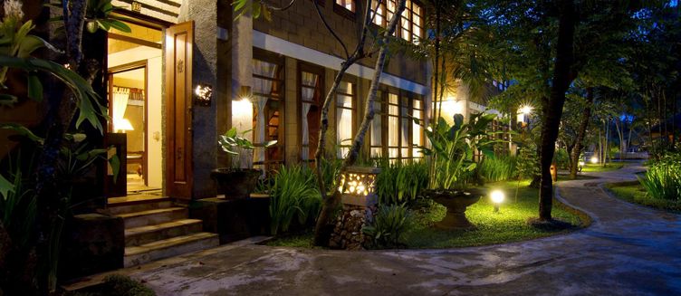 Фото отеля Desamuda Village