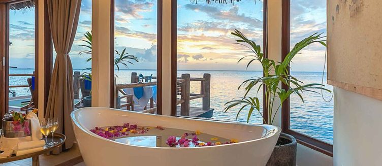 Фото отеля Isaraya Luxury Over Water Villas