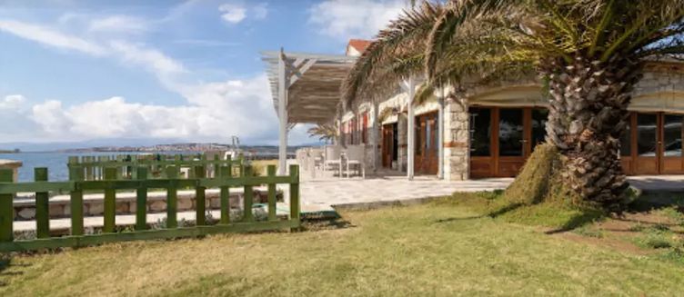 Фото отеля Lavantalı Konak Taş Ev - Otel&Restoran