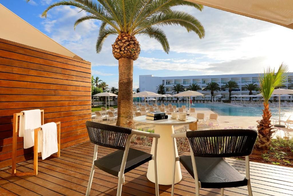 Grand Palladium Palace Ibiza Resort & Spa- All Inclusive фото 4