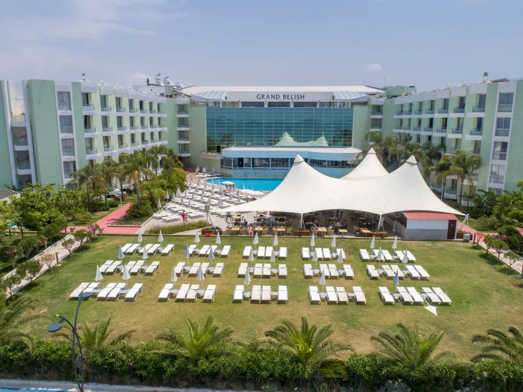 Hotel Grand Belish фото 1