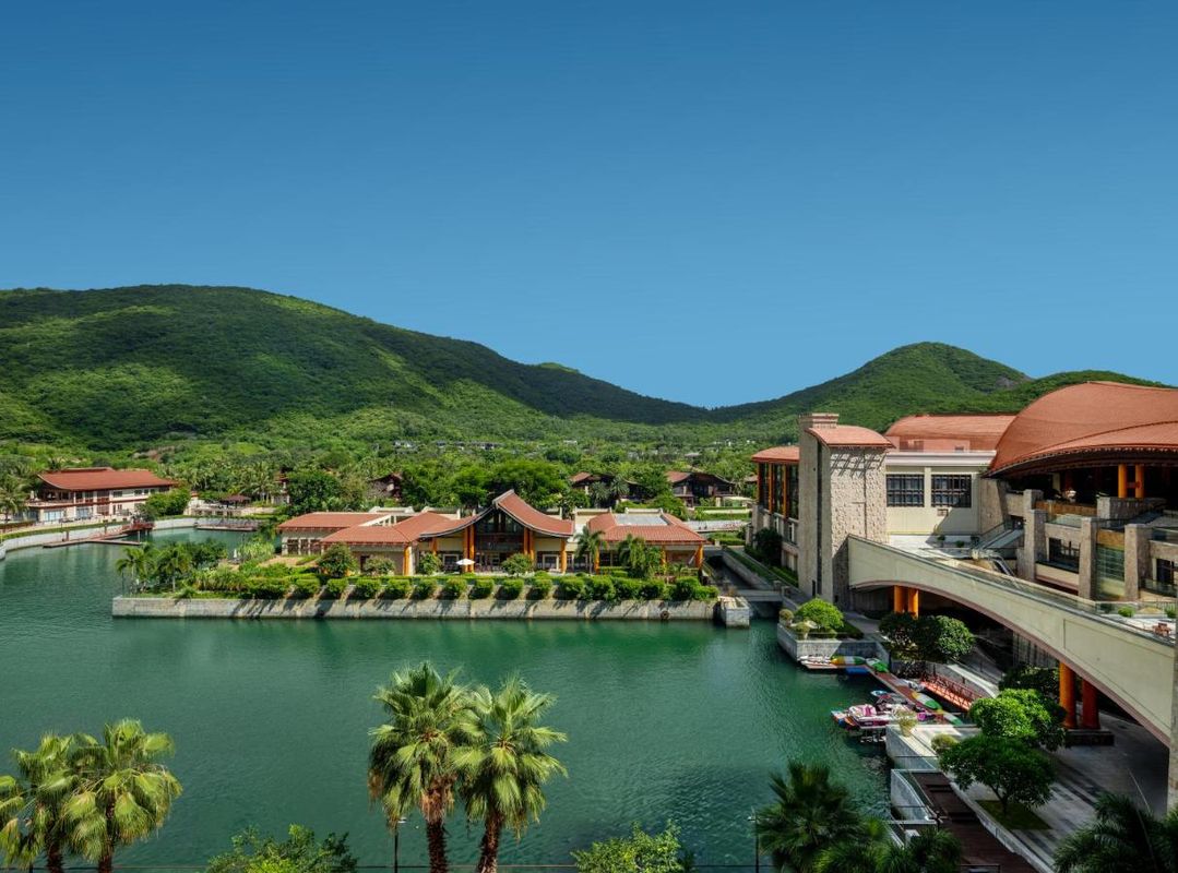 The St. Regis Sanya Yalong Bay Resort фото 27