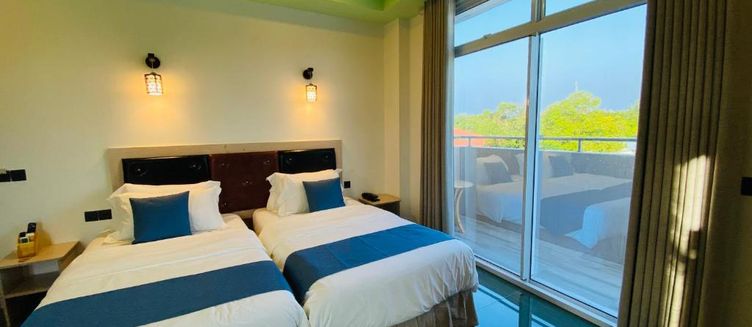 Фото отеля Alimas Retreat Felidhoo