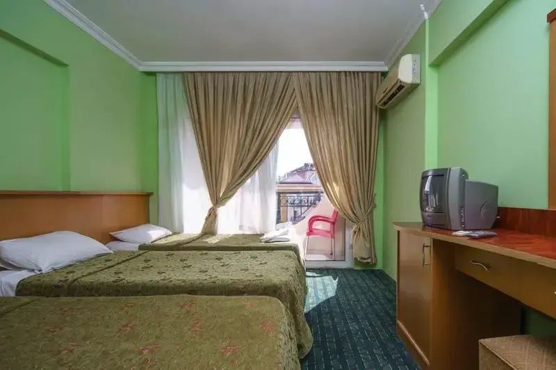Larissa Inn фото 24