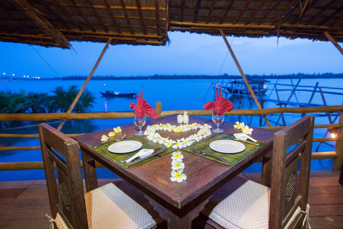 Hoi An Coco River Resort & Spa фото 21