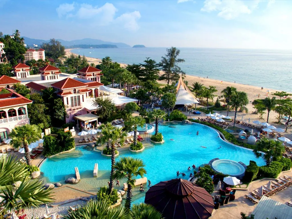 Centara Grand Beach Resort Phuket фото 31