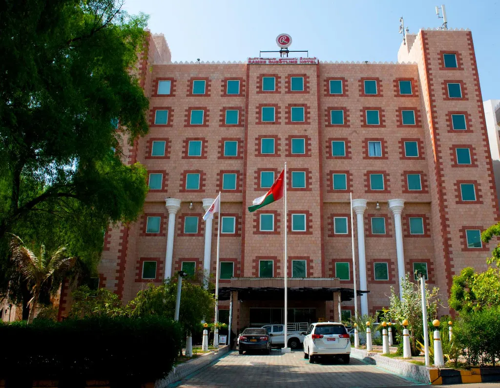 Ramee Guestline Hotel Qurum фото 0