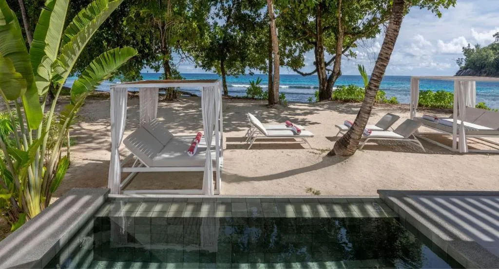 Avani Barbarons Seychelles Resort фото 62