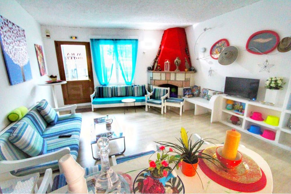 Avra Budget Beach Hotel фото 0