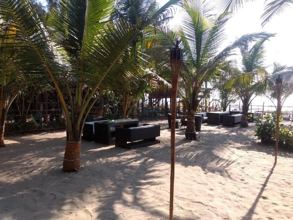 Village Susegat Beach Resort фото 65