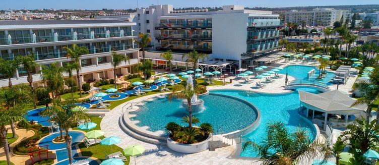 Фото отеля Faros Hotel