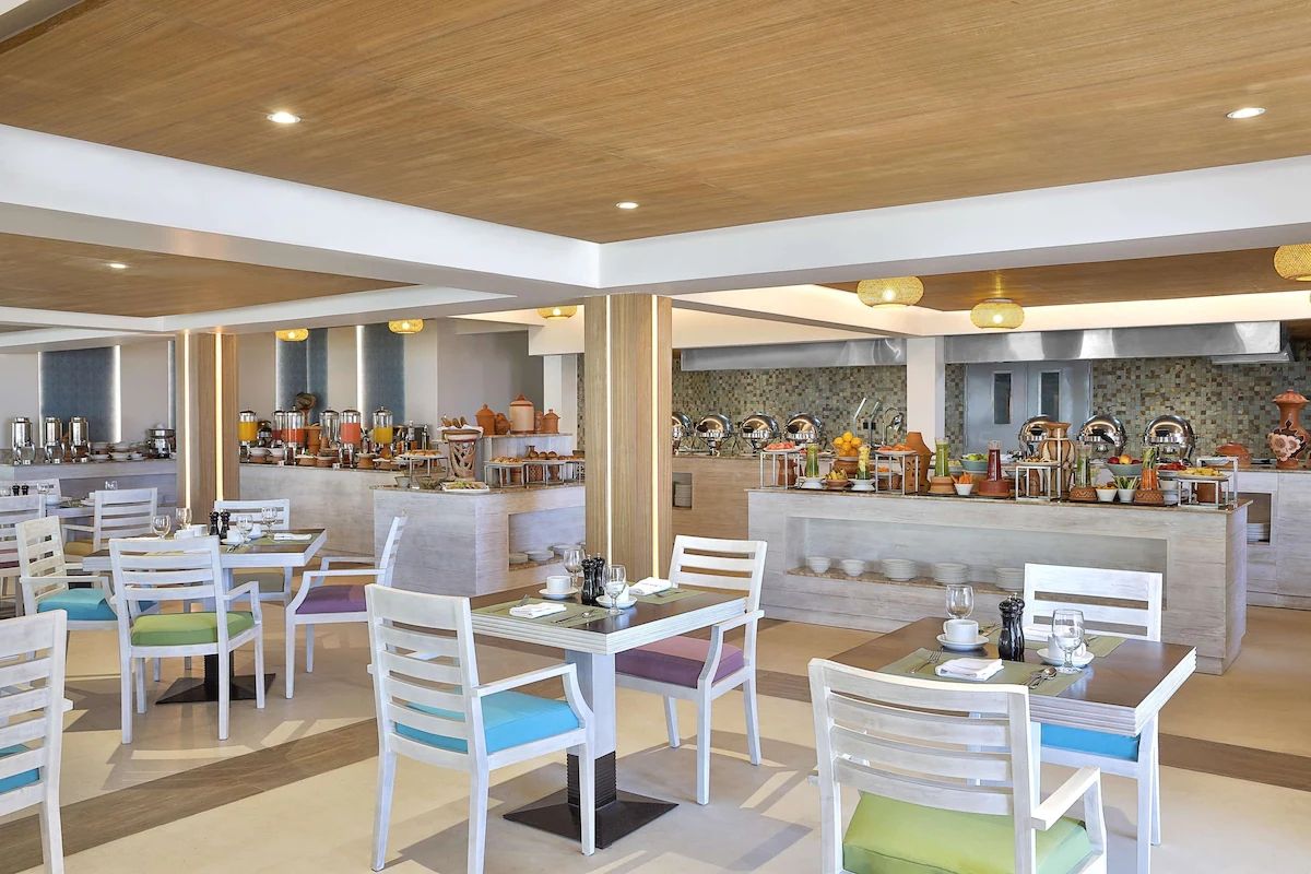 Avani Kalutara Resort фото 10