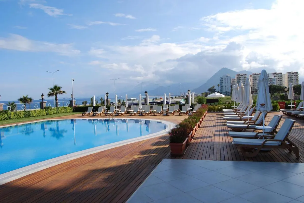 Crowne Plaza Antalya фото 6