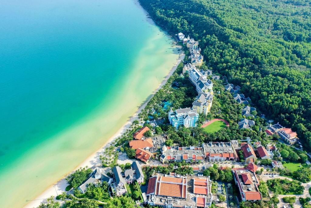 JW Marriott Phu Quoc Emerald Bay Resort & Spa фото 48