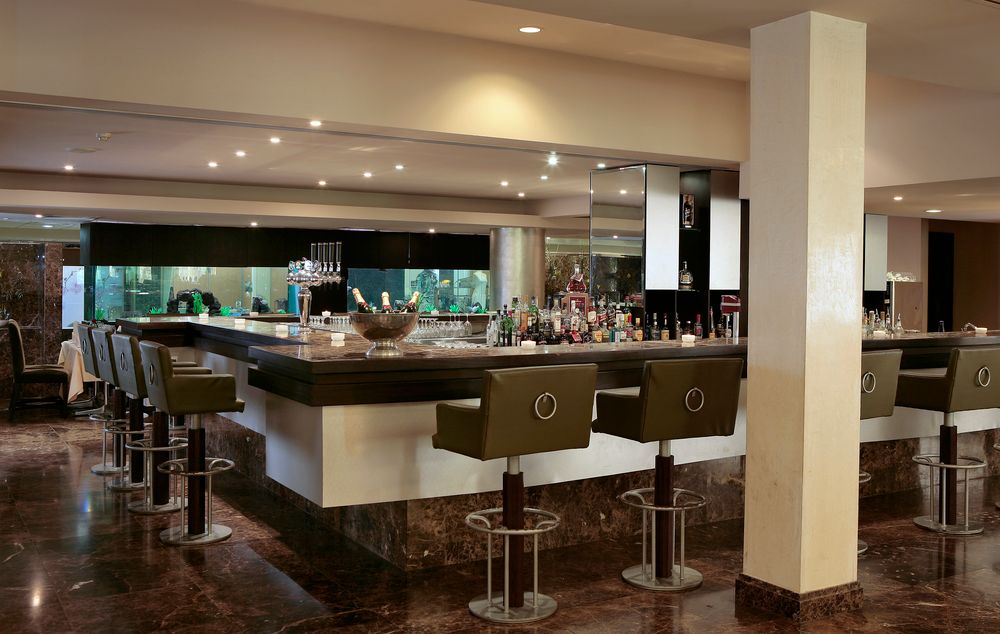 Adams Beach Hotel фото 47